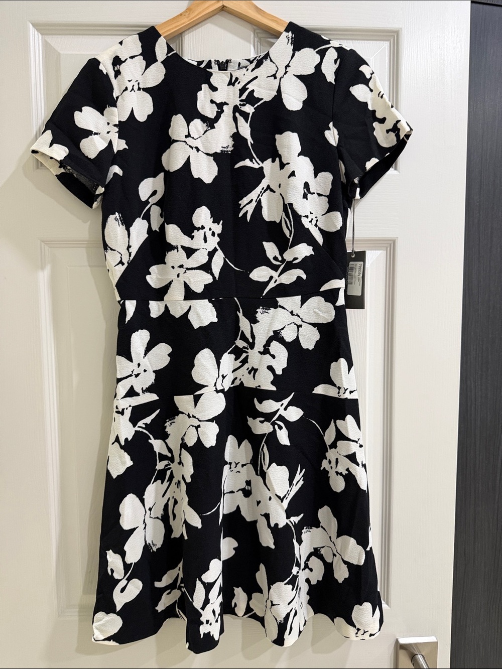 Vince Camuto Black and White Floral Fit-and-Flare Dress
